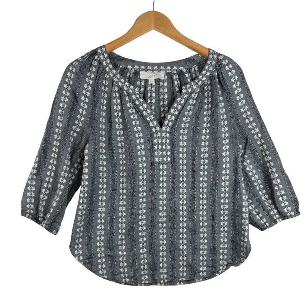 Ann Taylor Loft XS Gray Embroidered Boho 3/4 Sleeve Blouse Women's XS